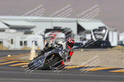 media/Nov-19-2023-CVMA (Sun) [[1f3d1b7ccb]]/Race 5 Amateur Formula Middleweight/